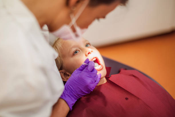 Best Emergency Tooth Extraction in Merrionette Park, IL